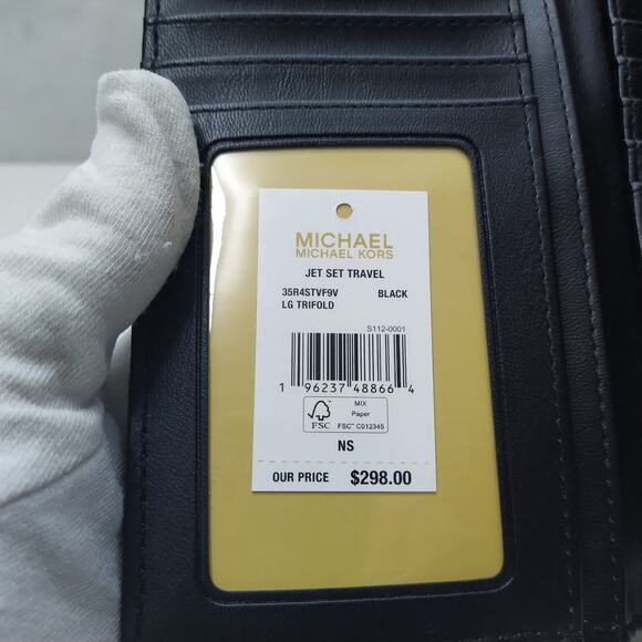 Michael Kors Jet Set Travel Black Quilted Leather Trifold Wallet - NWT $298 - Picture 10 of 16